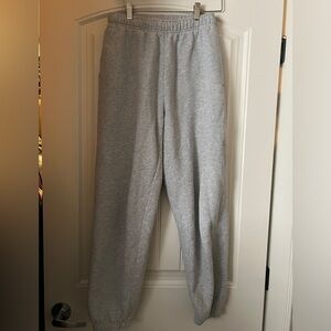 Aritzia TNA Sweatfleece Crazy Fleece Mega Fit - size XS- Grey - EUC